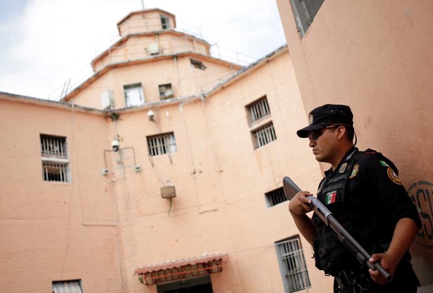 [ẢNH] Topo Chico - Nhà tù khét tiếng nhất nhì Mexico sắp bị đóng cửa